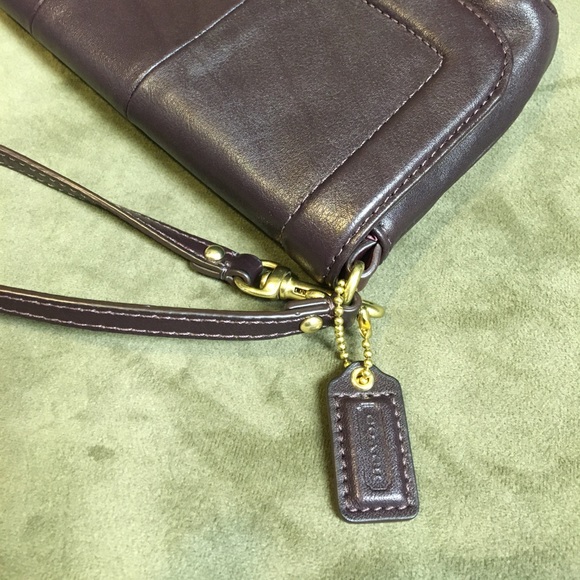 Coach Expresso Clutch - Picture 6 of 8